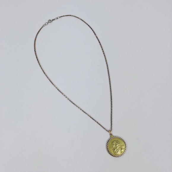 VINTAGE Gold & Silver Coin Layering Necklace - Picture 2 of 4